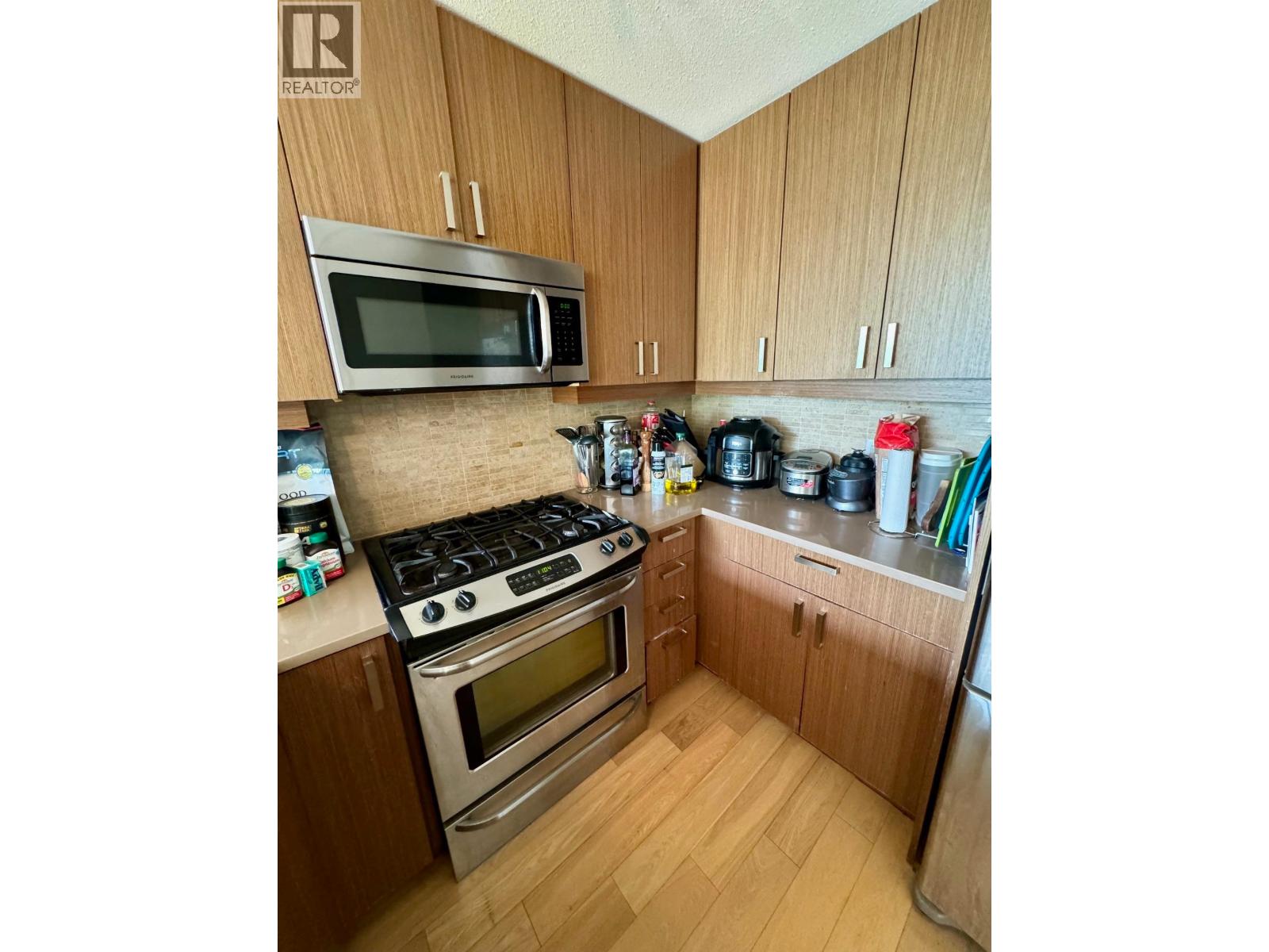 609 7117 Elmbridge Way Property Photo 8
