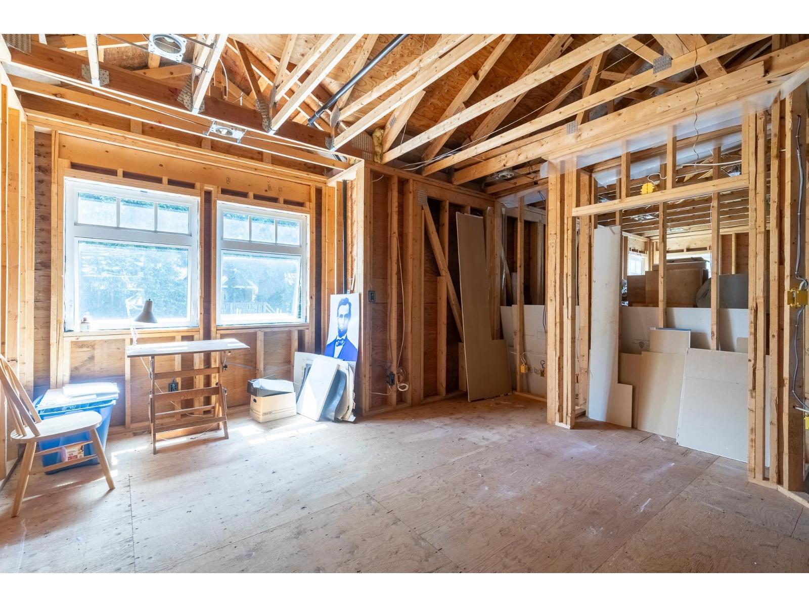 12522 26a Avenue Property Photo 28