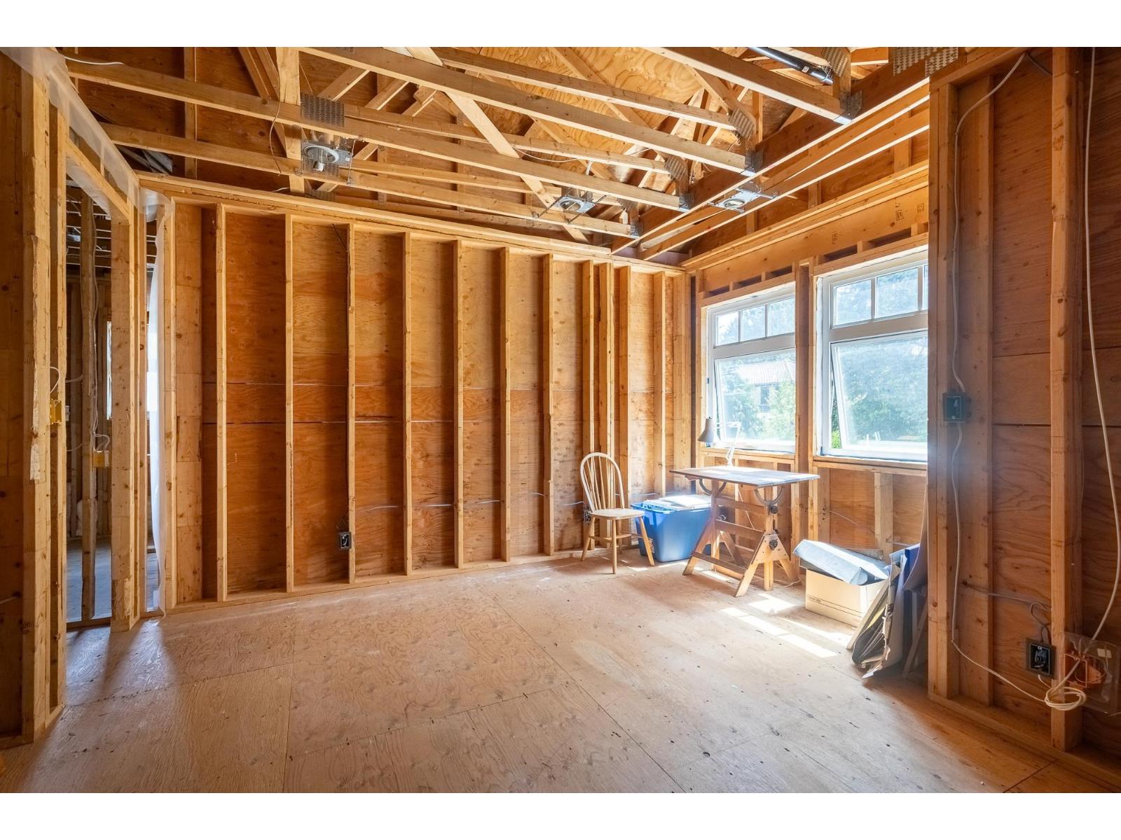 12522 26a Avenue Property Photo 29
