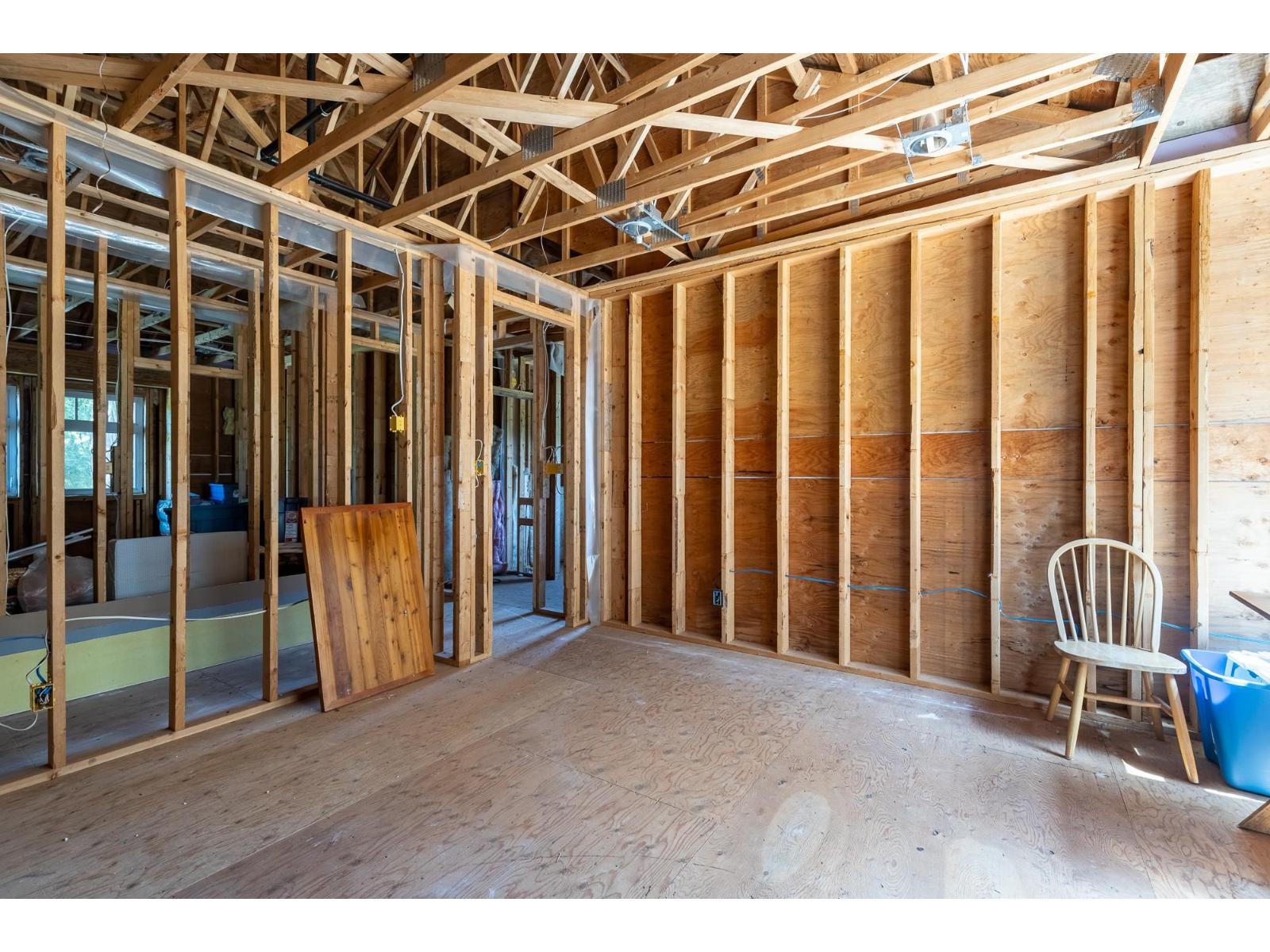 12522 26a Avenue Property Photo 30