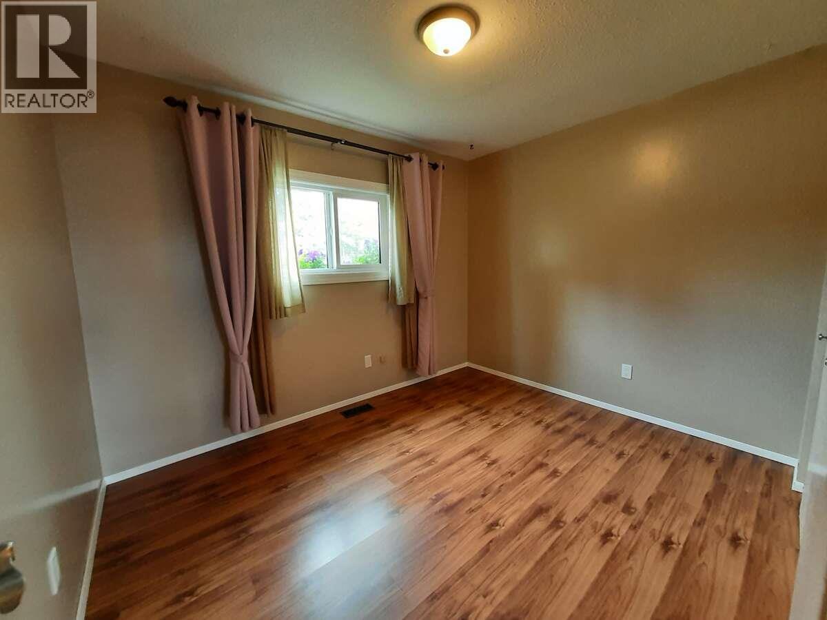 1323 7th Avenue Property Photo 14