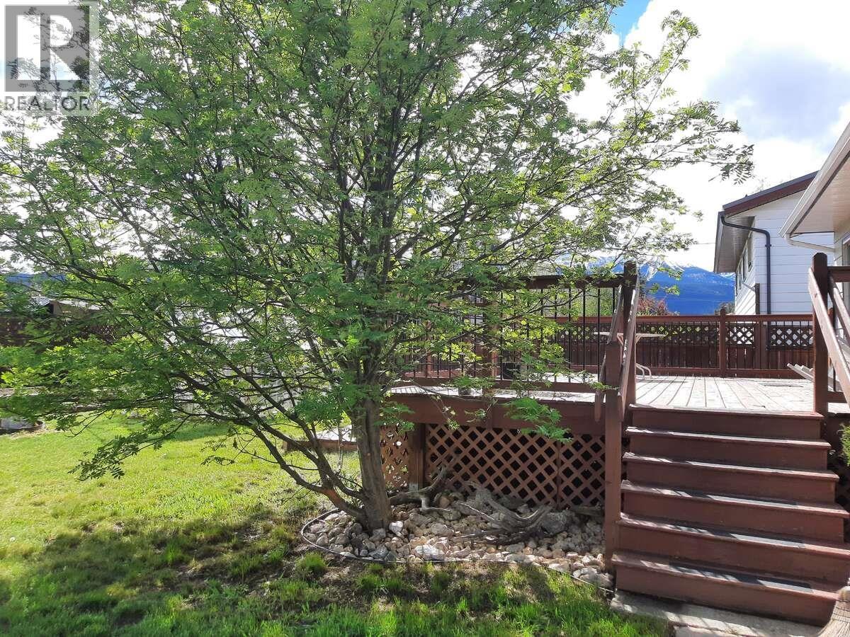 1323 7th Avenue Property Photo 35