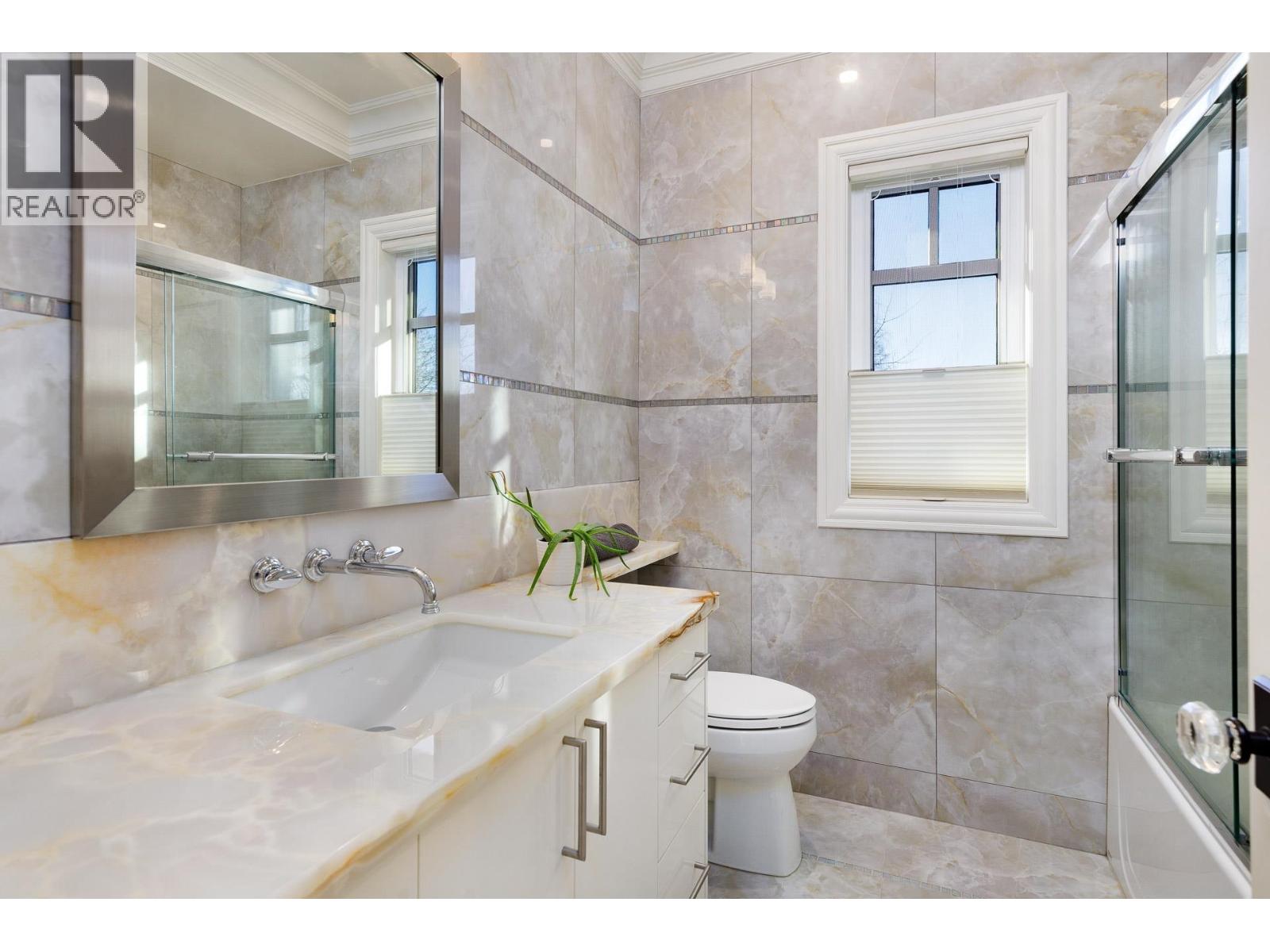 5826 Angus Drive Property Photo 23