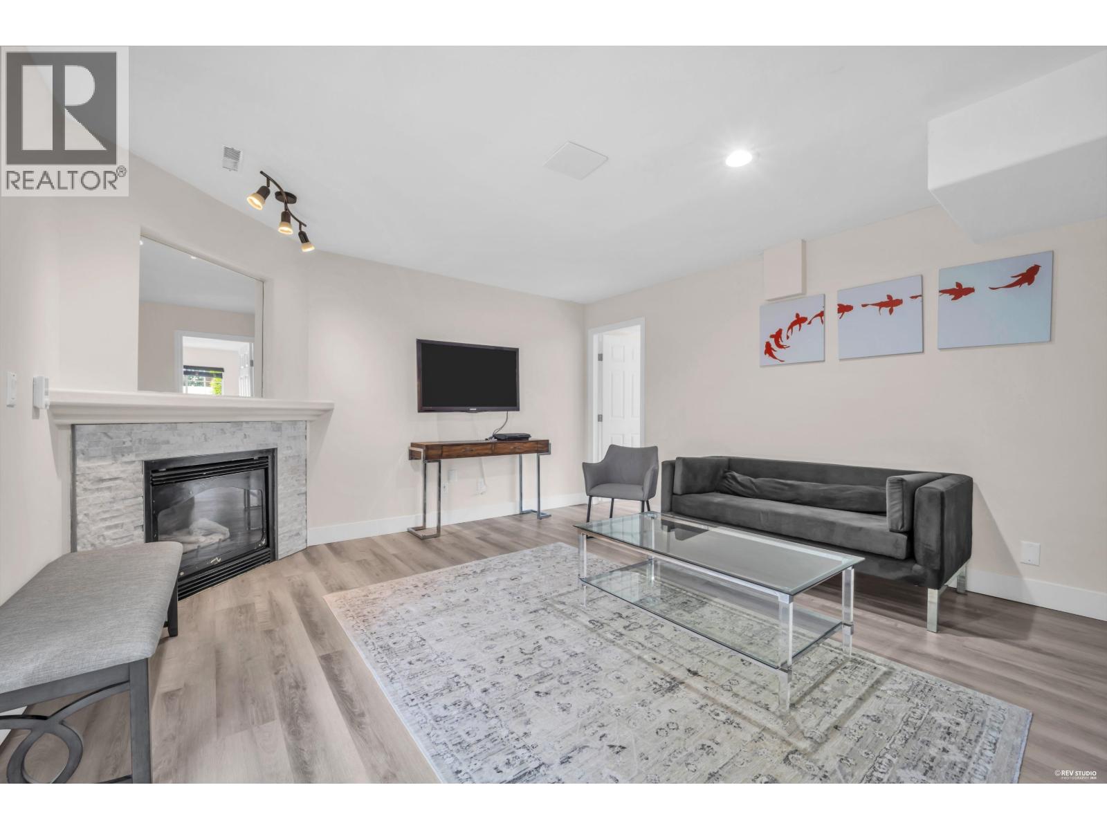 2471 Friskie Avenue Property Photo 23