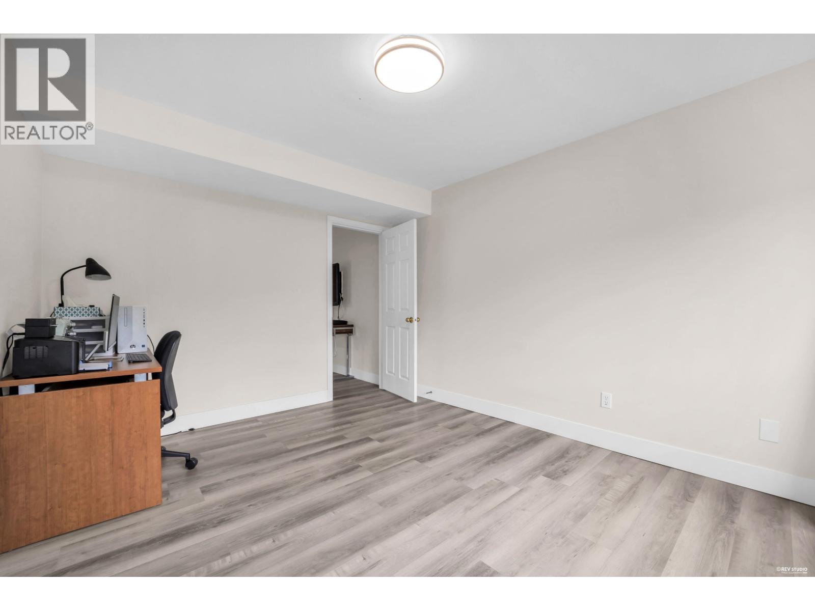 2471 Friskie Avenue Property Photo 33