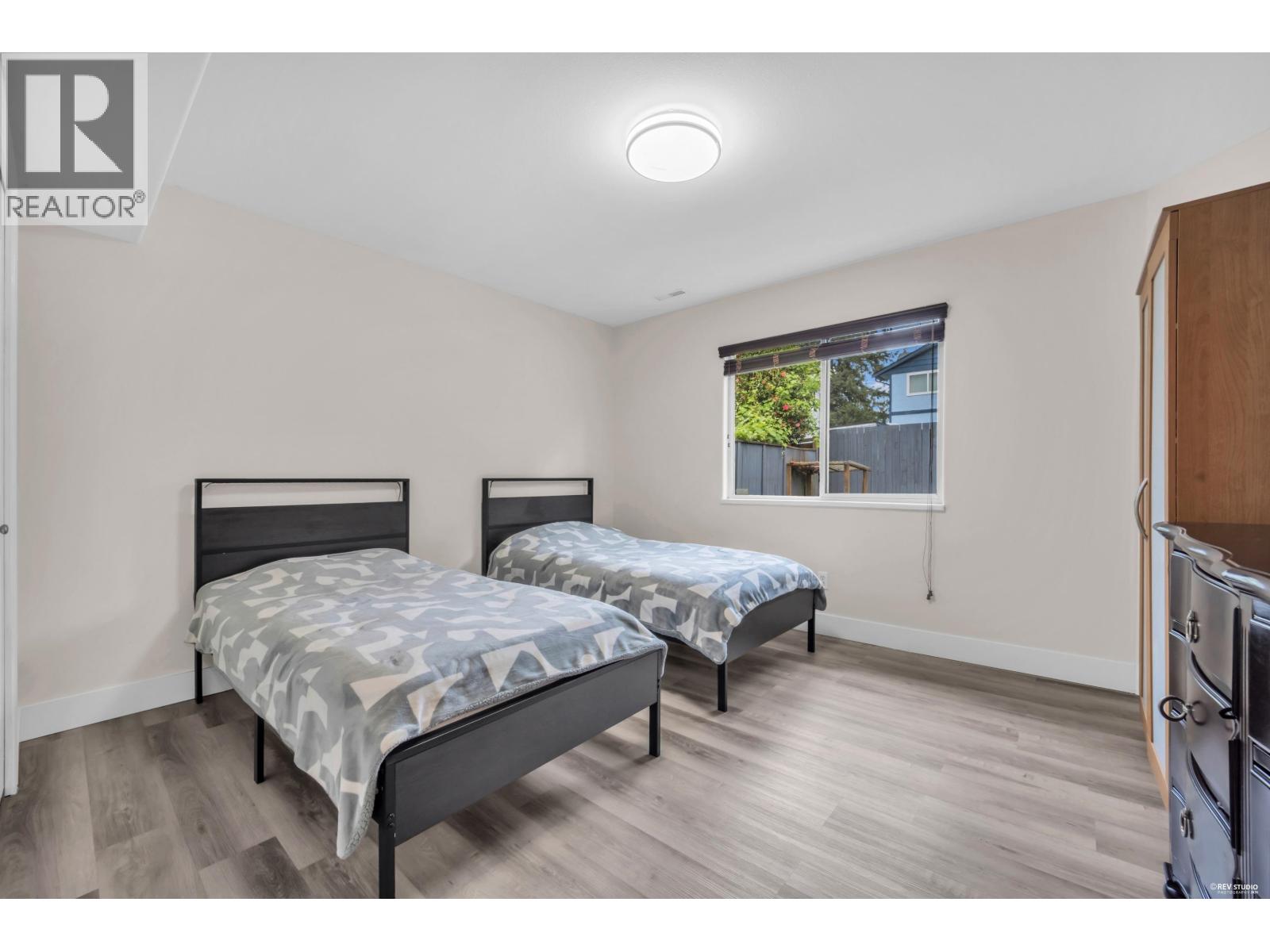 2471 Friskie Avenue Property Photo 34
