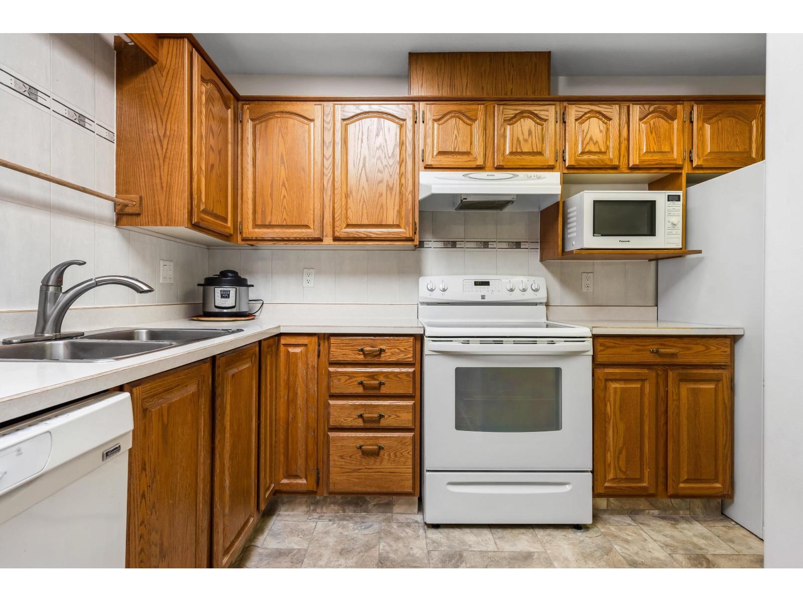 8985 Mary Street #312 Property Photo 11