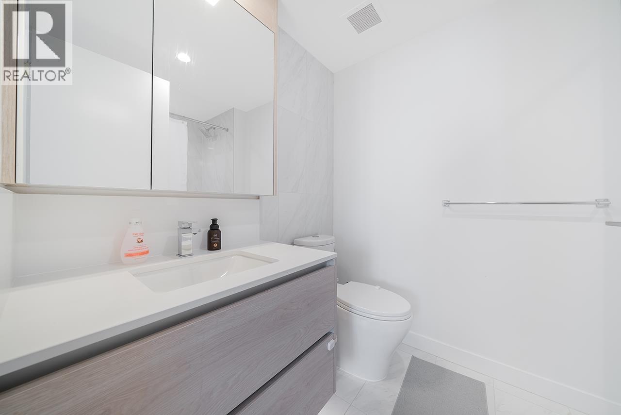 305 2085 Skyline Court Property Photo 16