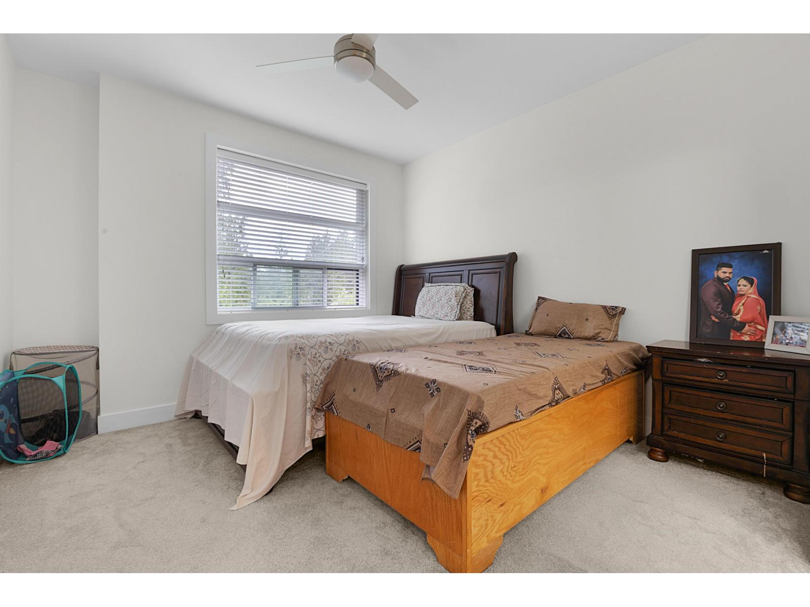 11 32970 Tunbridge Avenue Property Photo 14
