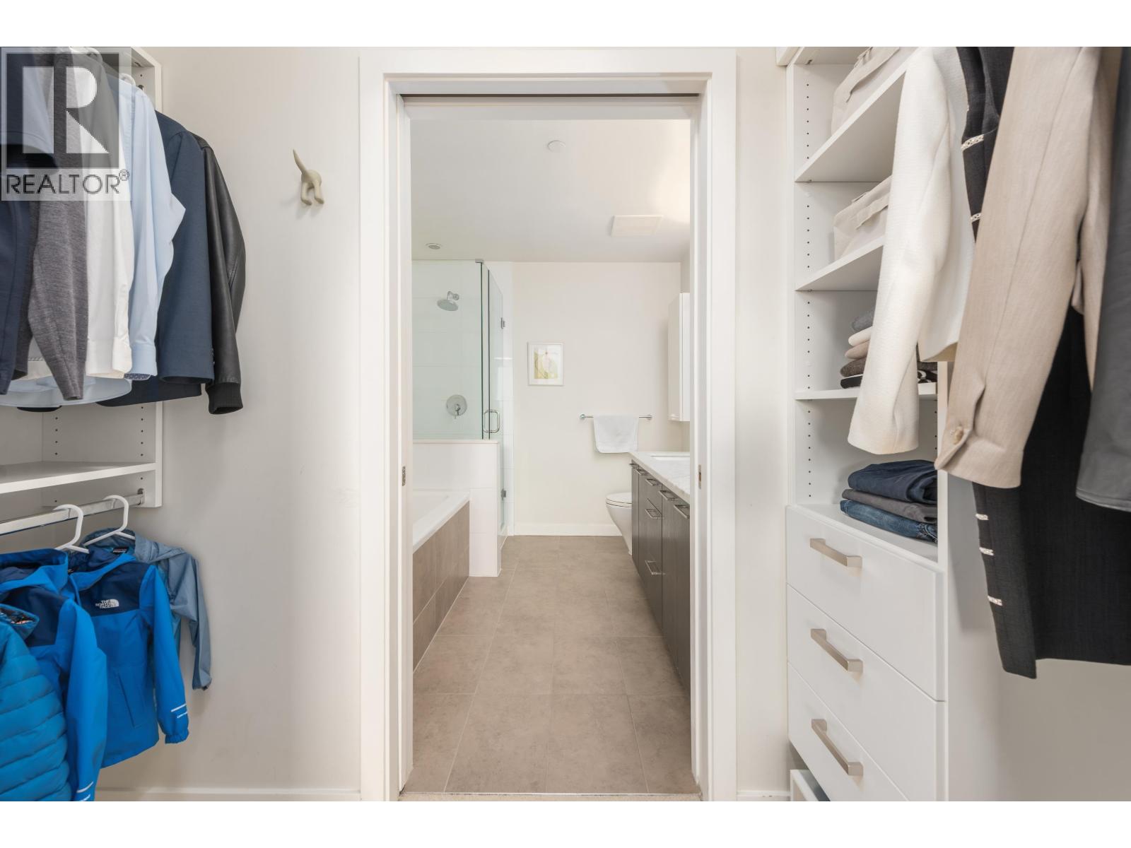 508 7008 River Parkway Property Photo 6