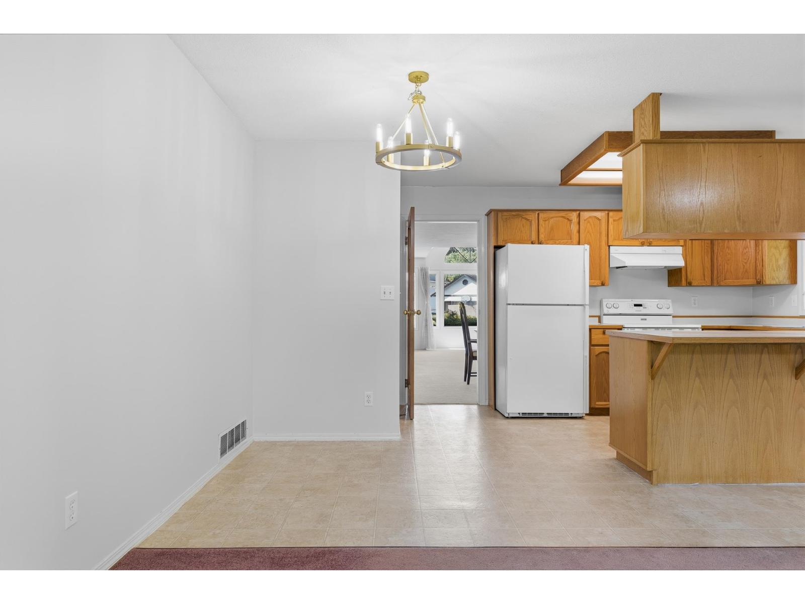 7660 Sapphire Drive Property Photo 10