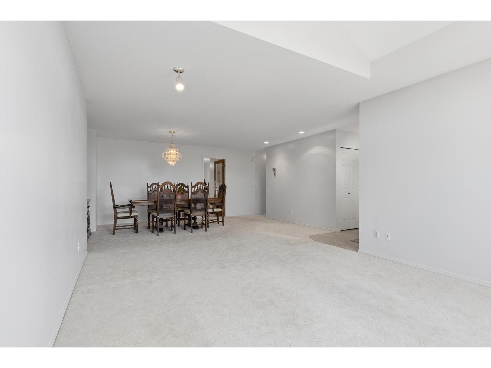 7660 Sapphire Drive Property Photo 21