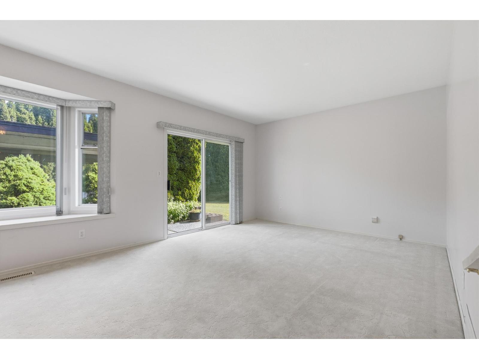 7660 Sapphire Drive Property Photo 22