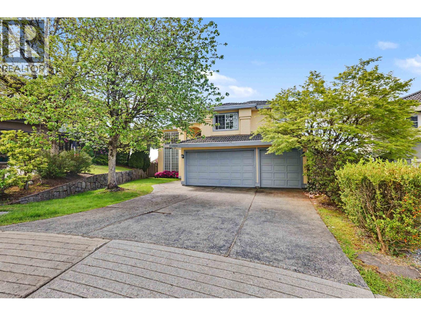 2586 Jade Place Property Photo 1