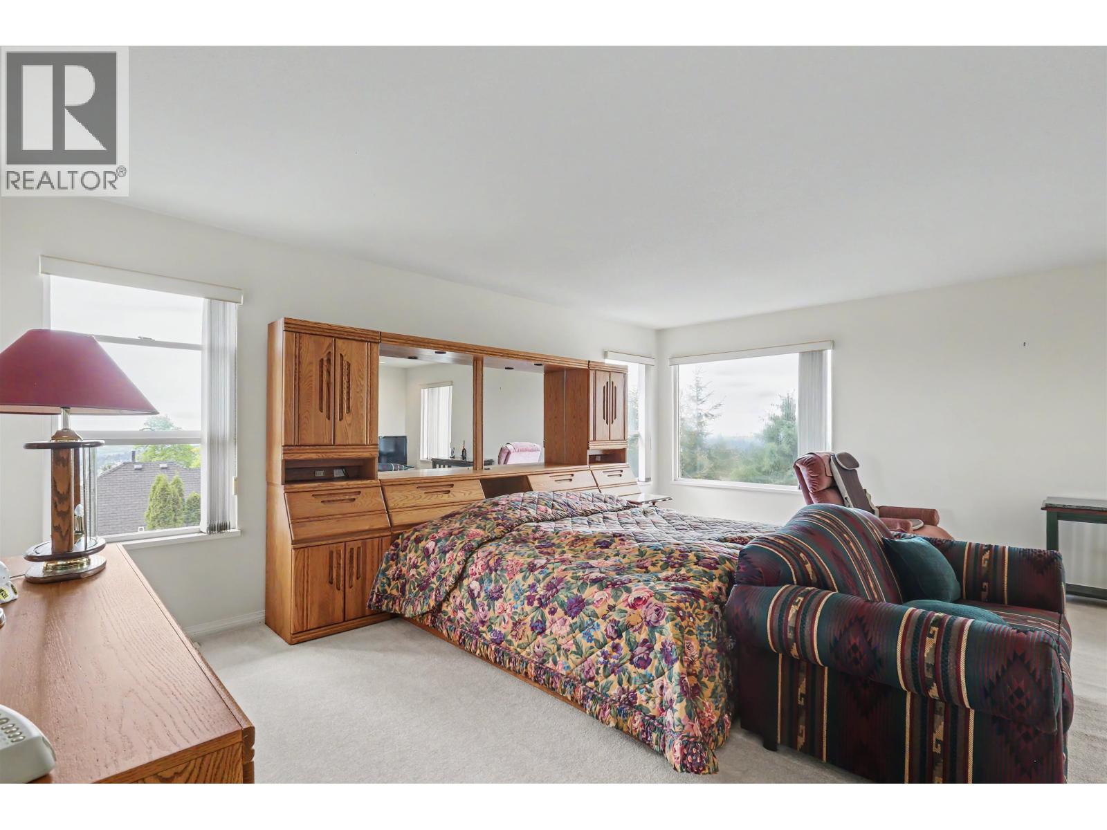 2586 Jade Place Property Photo 17