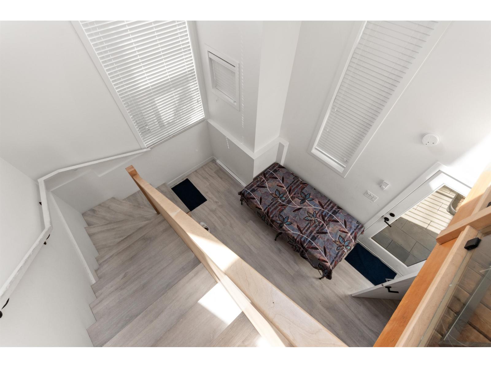 6 32828 Landeau Place Property Photo 14