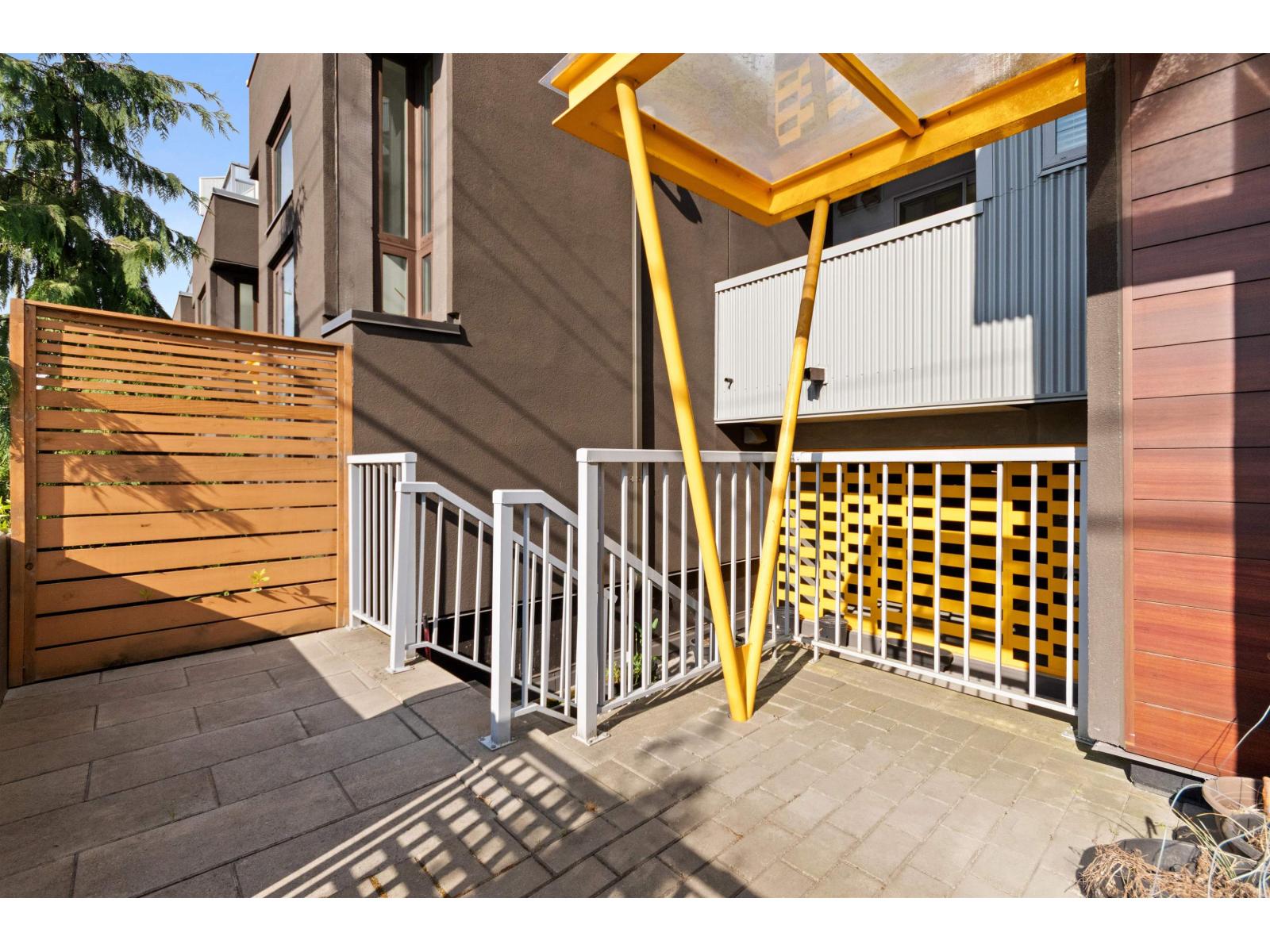 6 32828 Landeau Place Property Photo 34