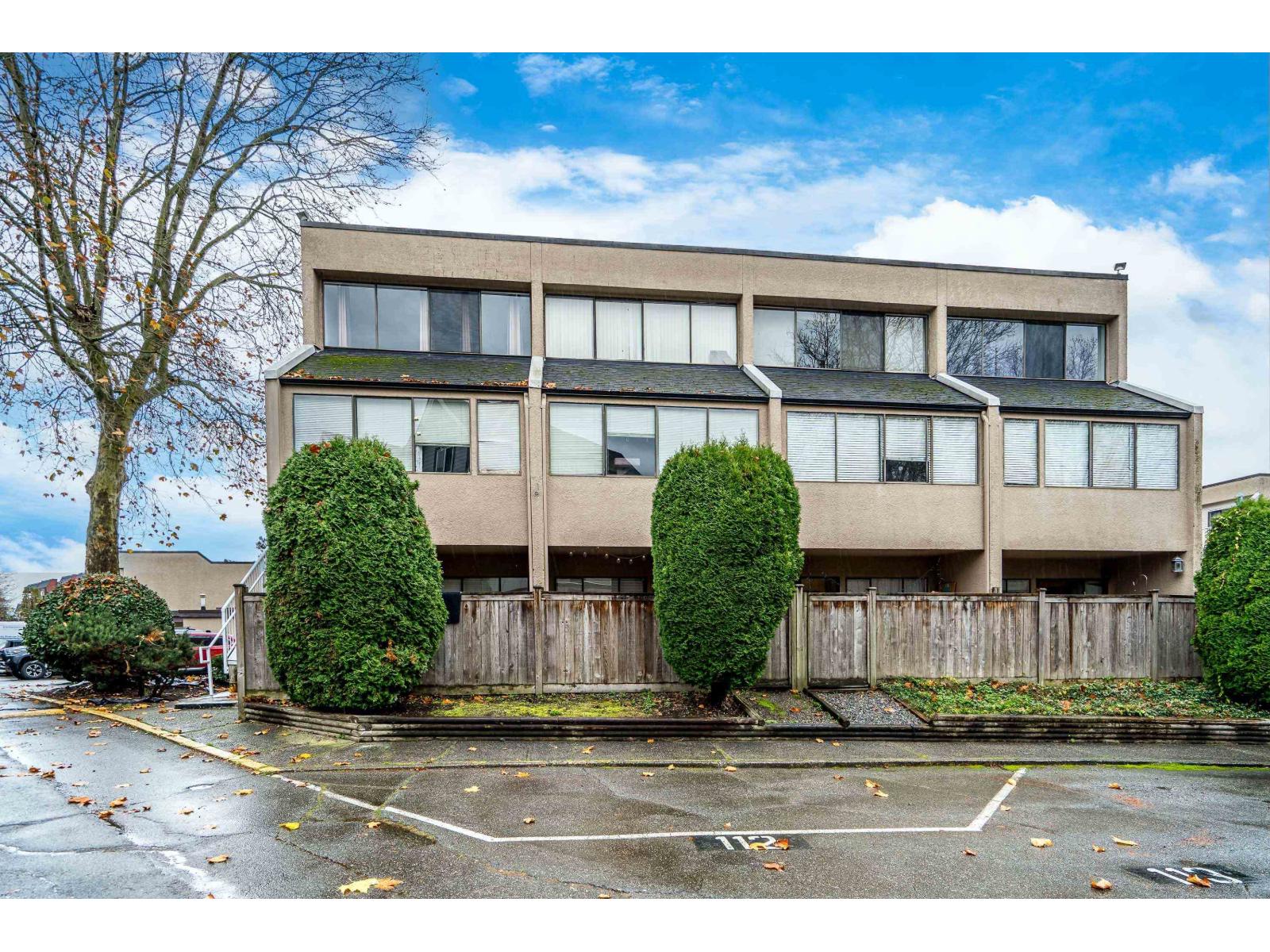 70 17712 60 Avenue Property Photo 12