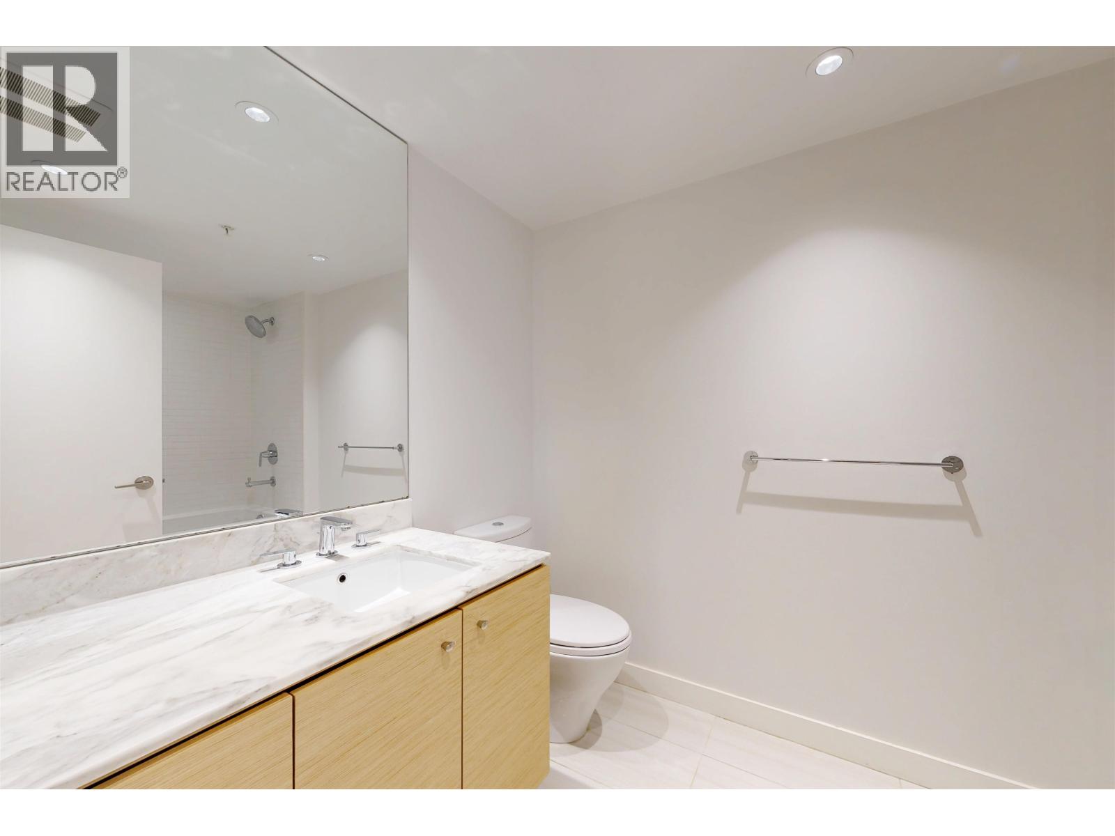 803 6180 Cooney Road Property Photo 16