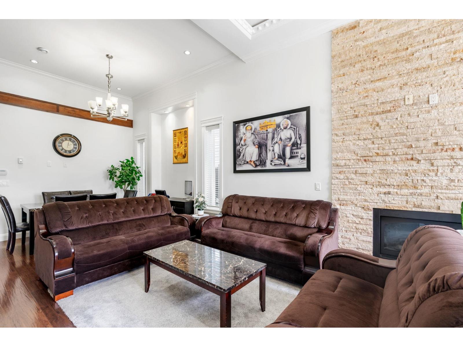 11641 75a Avenue Property Photo 2