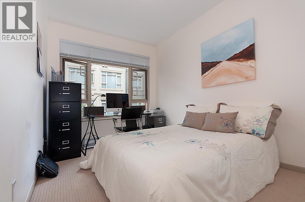 202 200 Capilano Road Property Photo 21