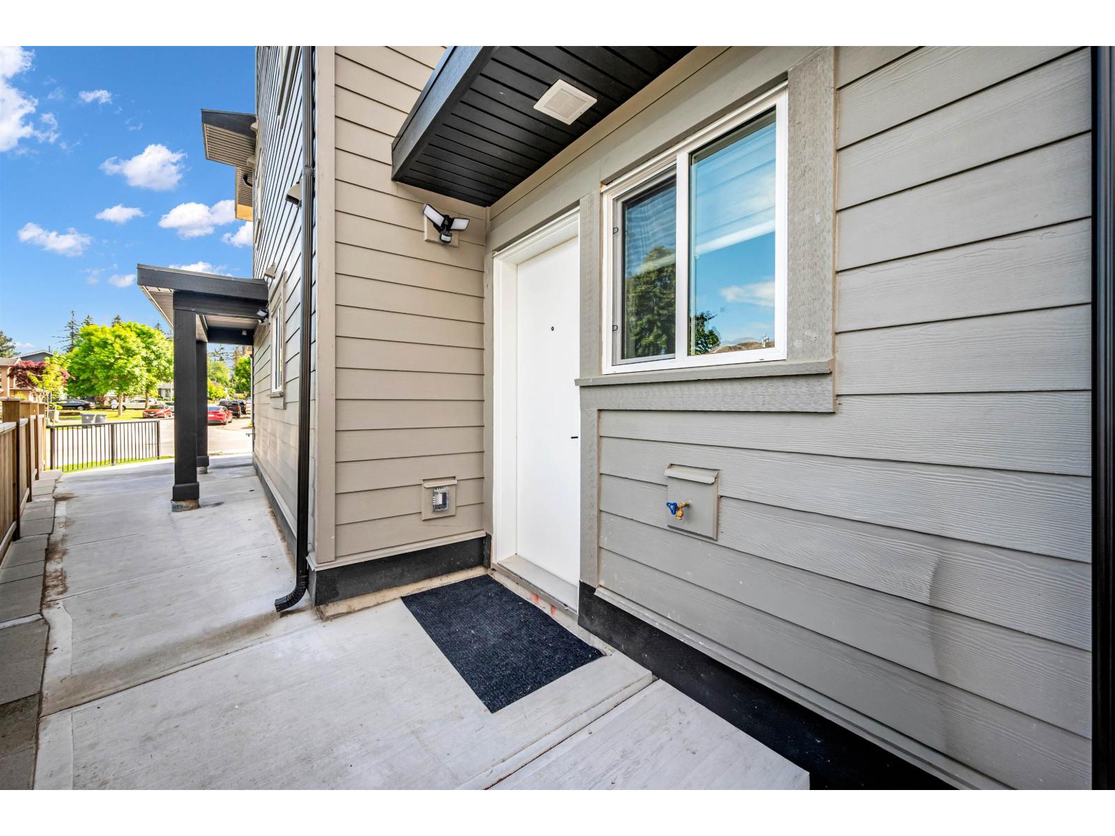 102 13661 59 Avenue Property Photo 5