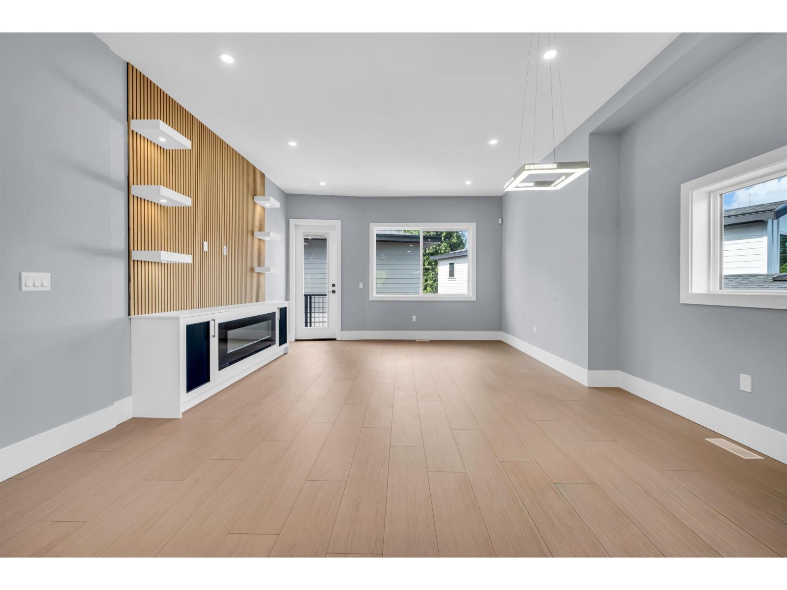102 13661 59 Avenue Property Photo 11