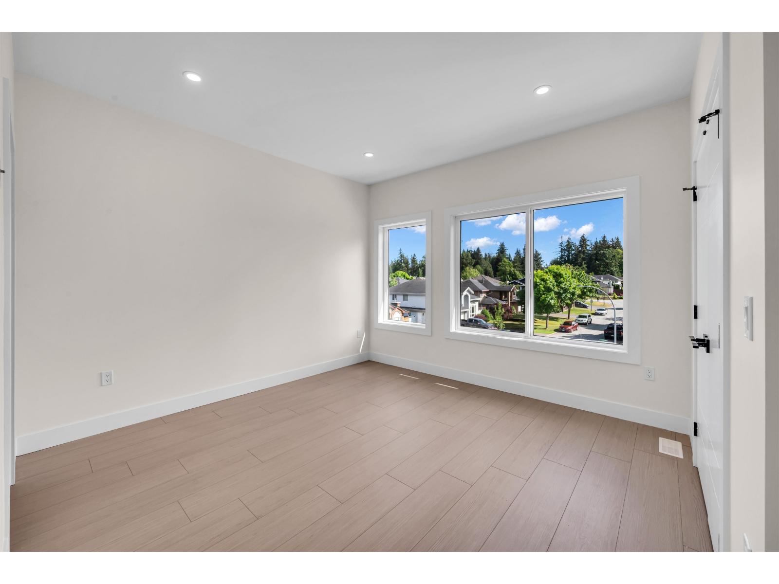 102 13661 59 Avenue Property Photo 26