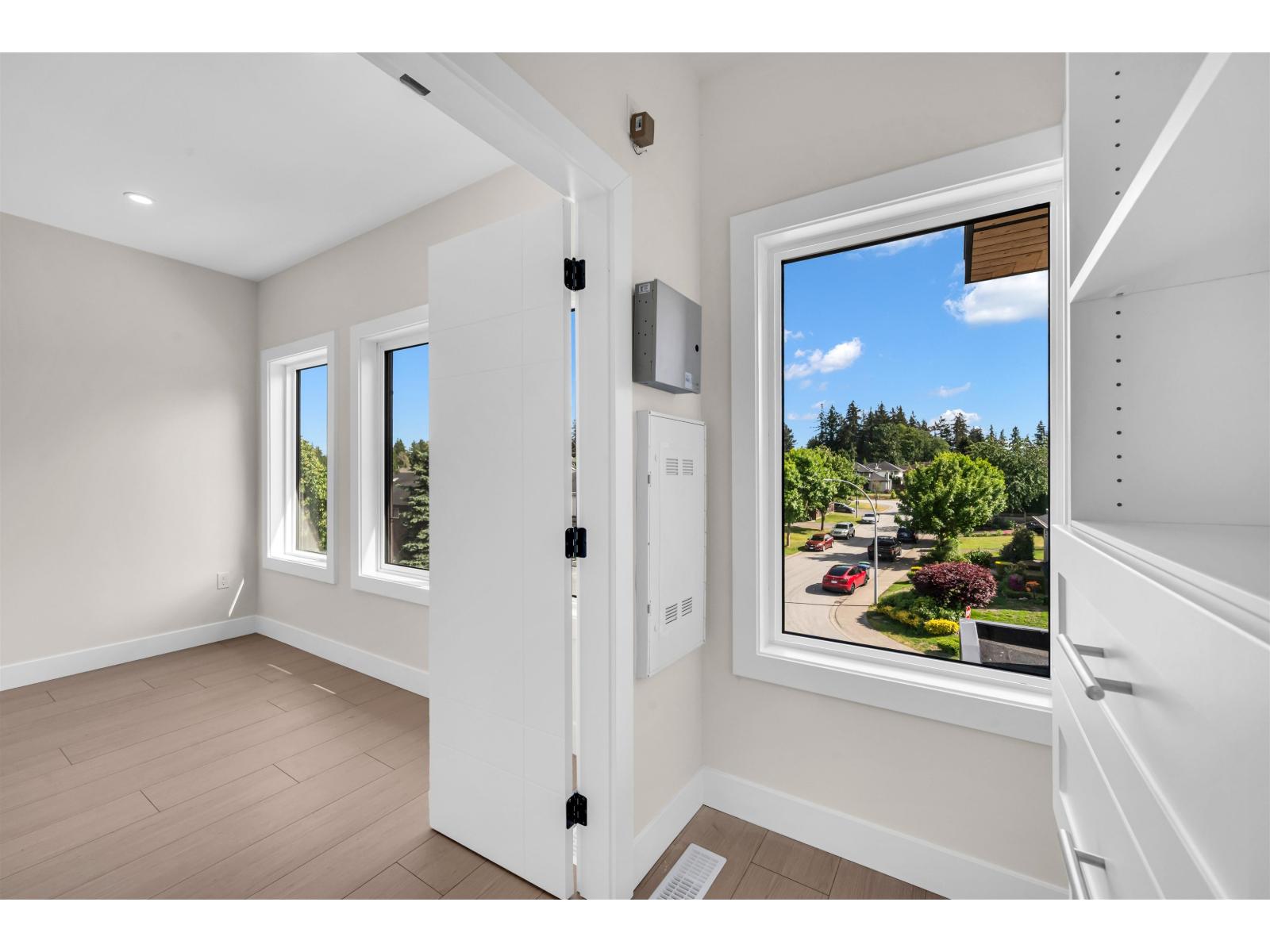 102 13661 59 Avenue Property Photo 32