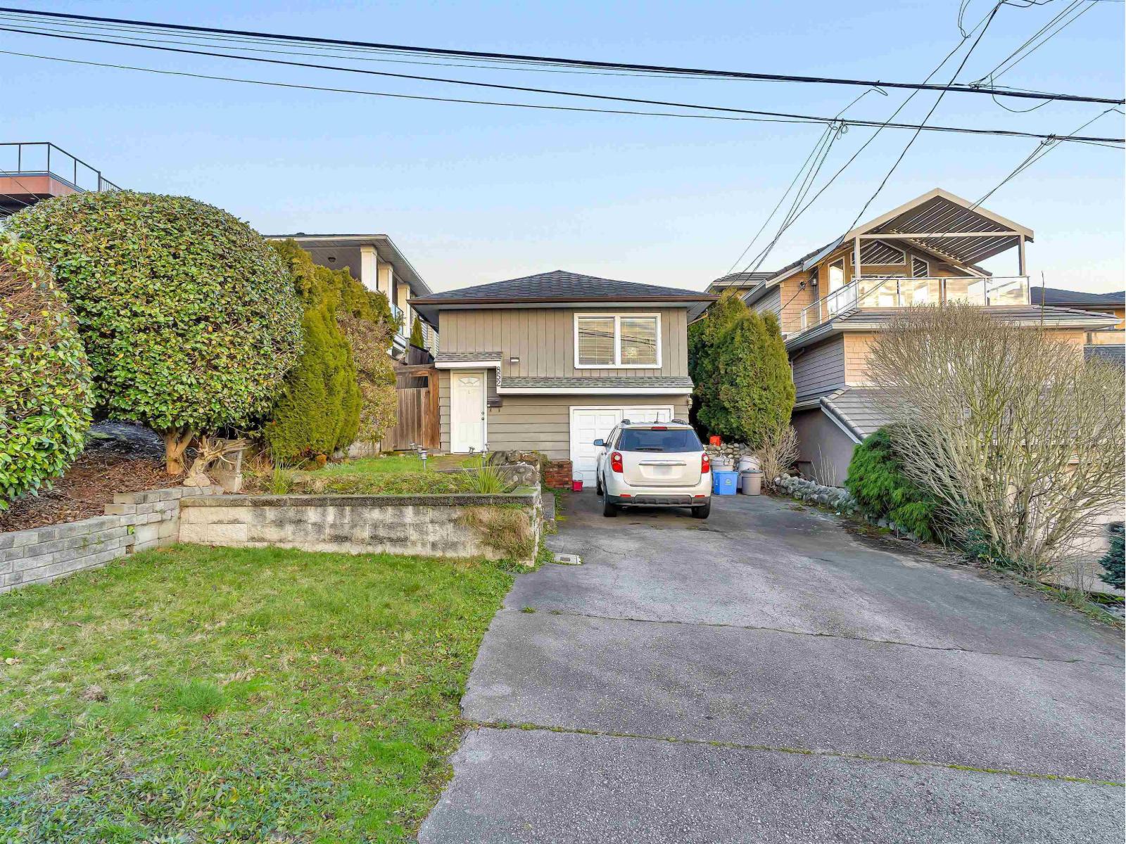 852 Stevens Street Property Photo 28