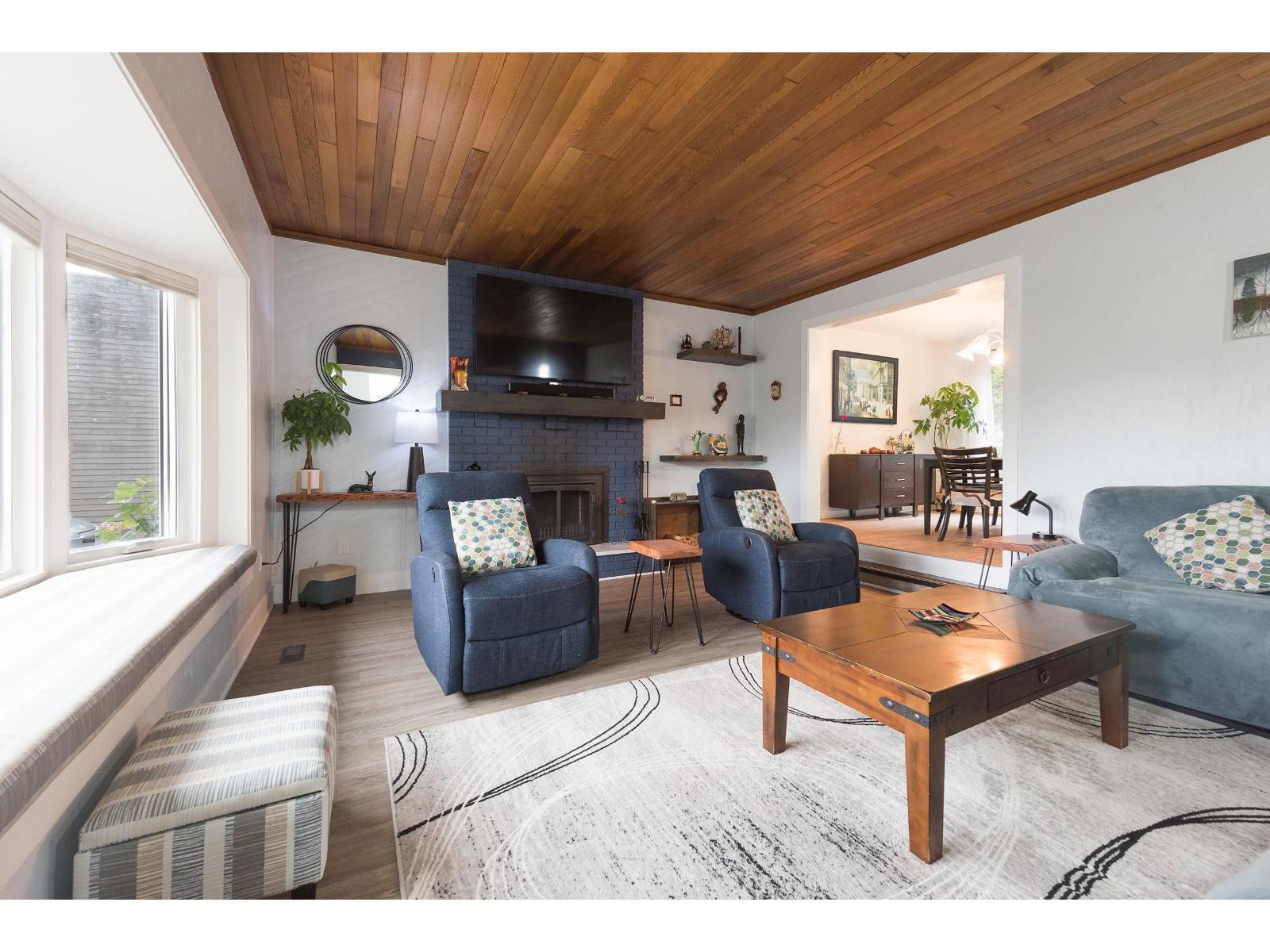 46781 Portage Avenue Property Photo 12