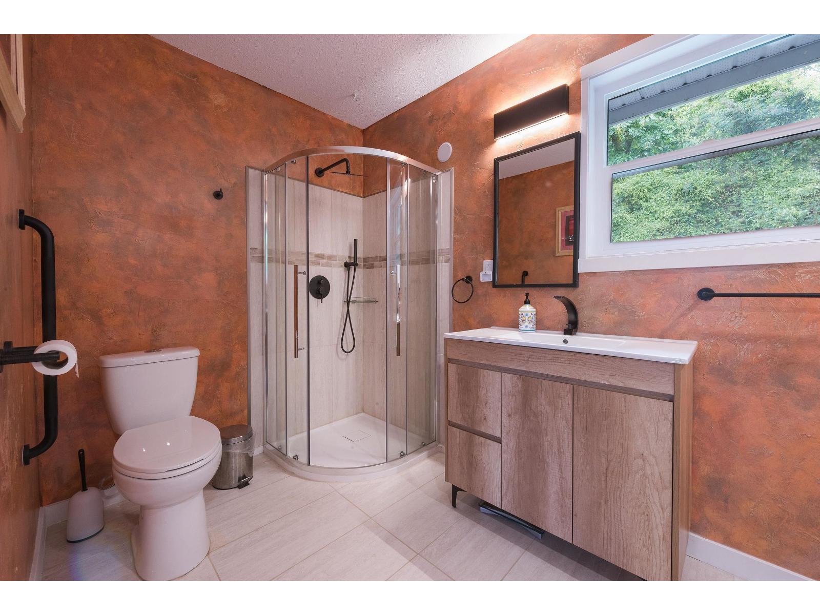 46781 Portage Avenue Property Photo 28