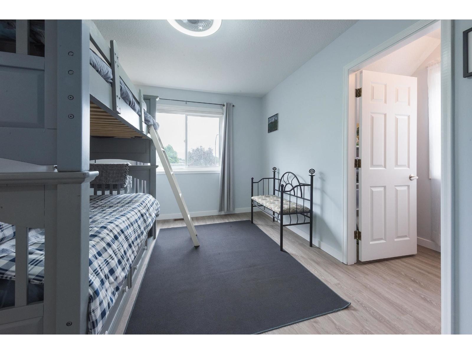 46781 Portage Avenue Property Photo 29