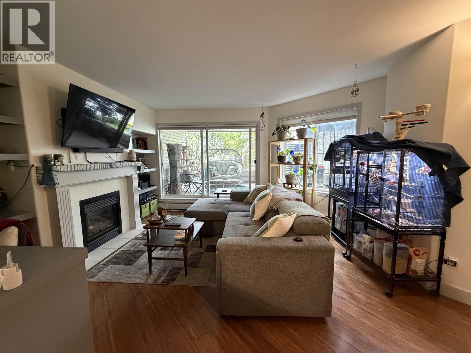 101 2055 Ingledew Street Property Photo 4