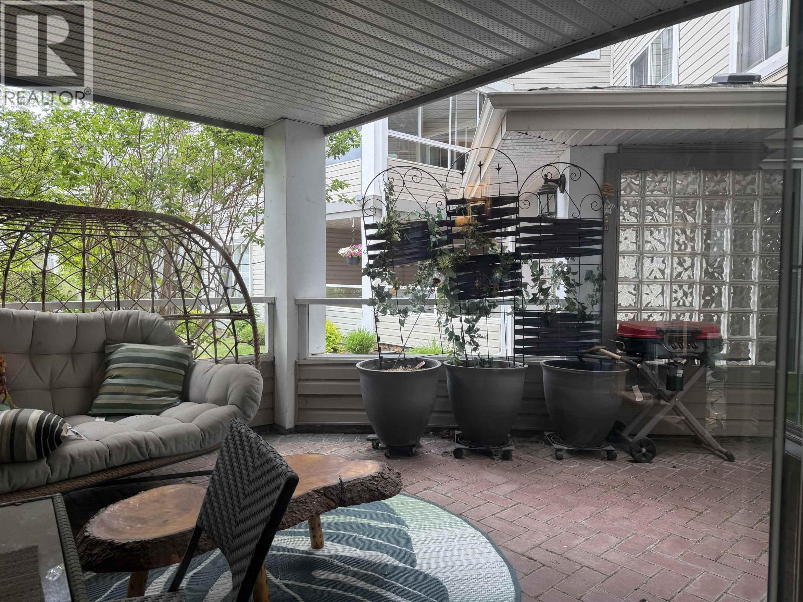 101 2055 Ingledew Street Property Photo 13