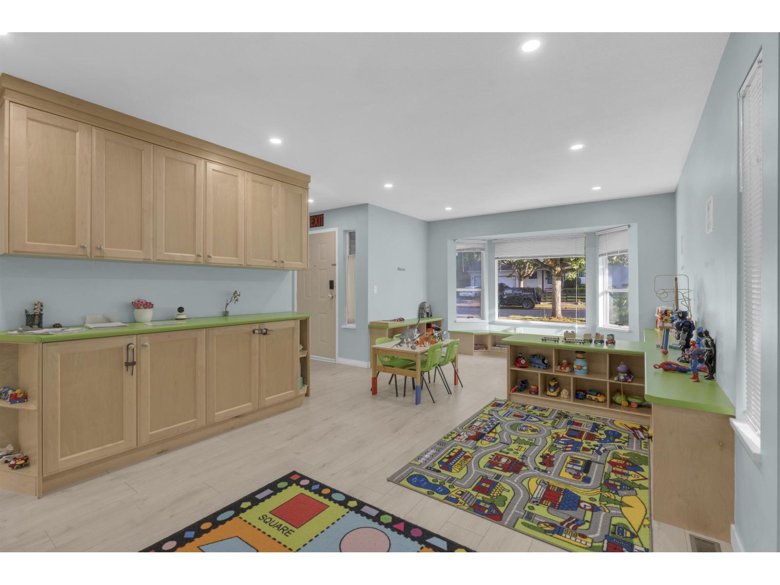 17209 62a Ave Property Photo 12