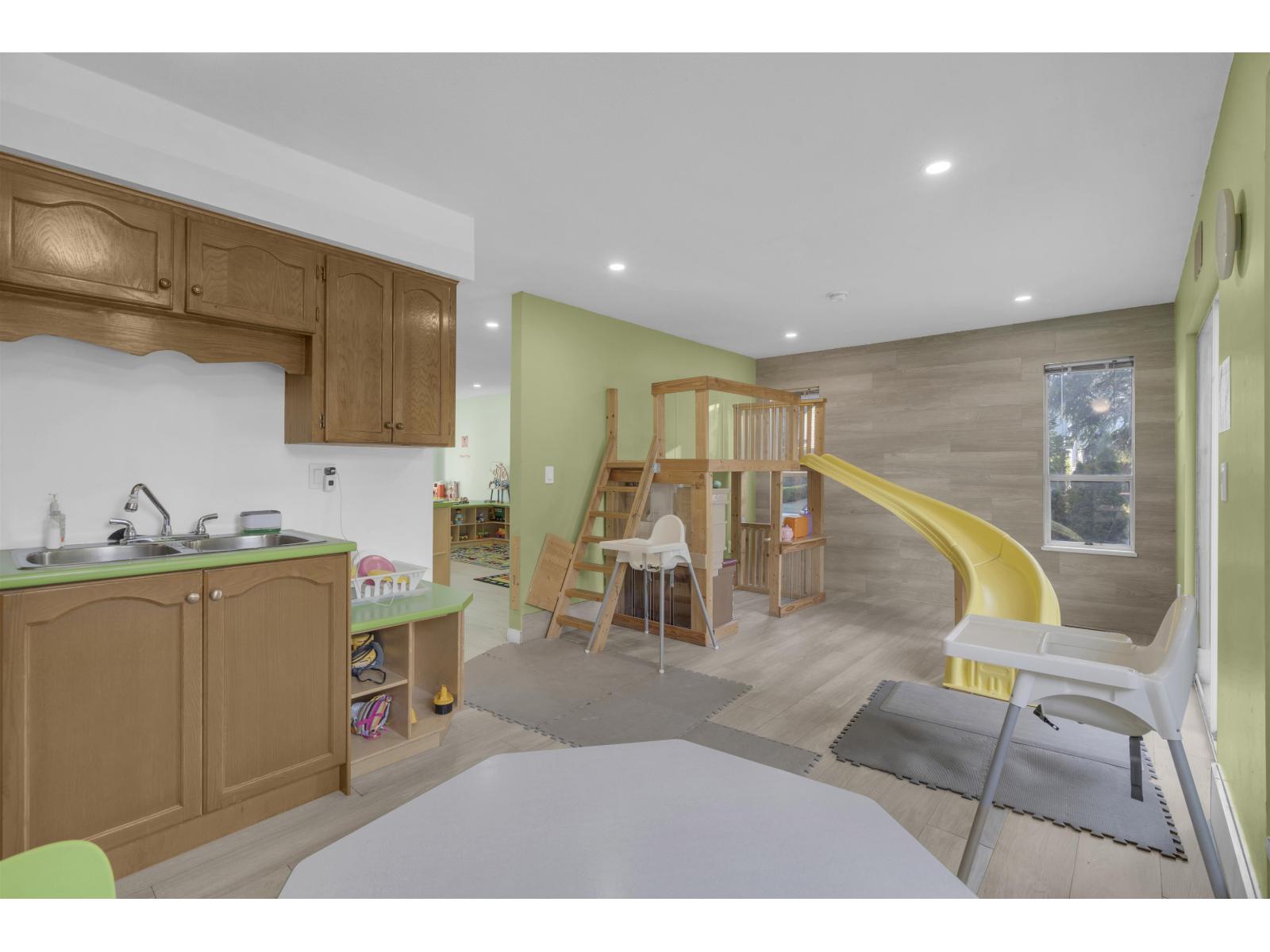 17209 62a Ave Property Photo 19