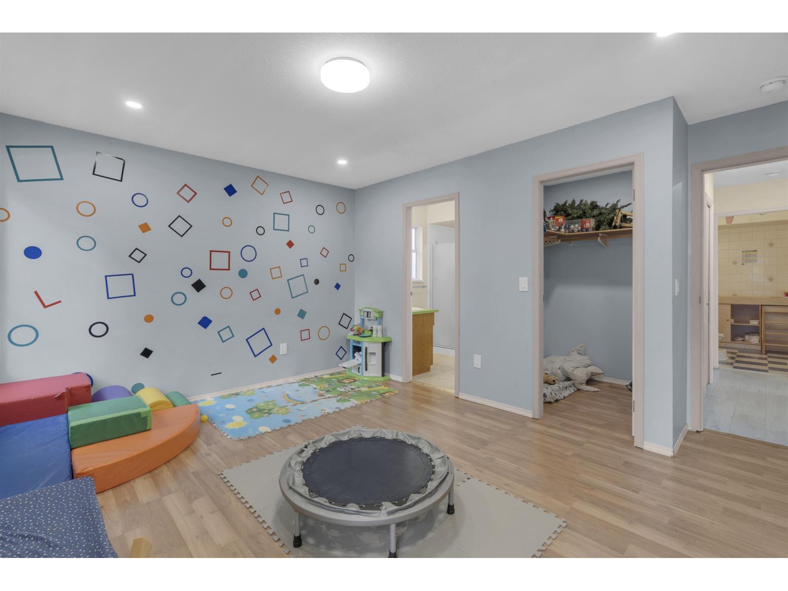 17209 62a Ave Property Photo 27