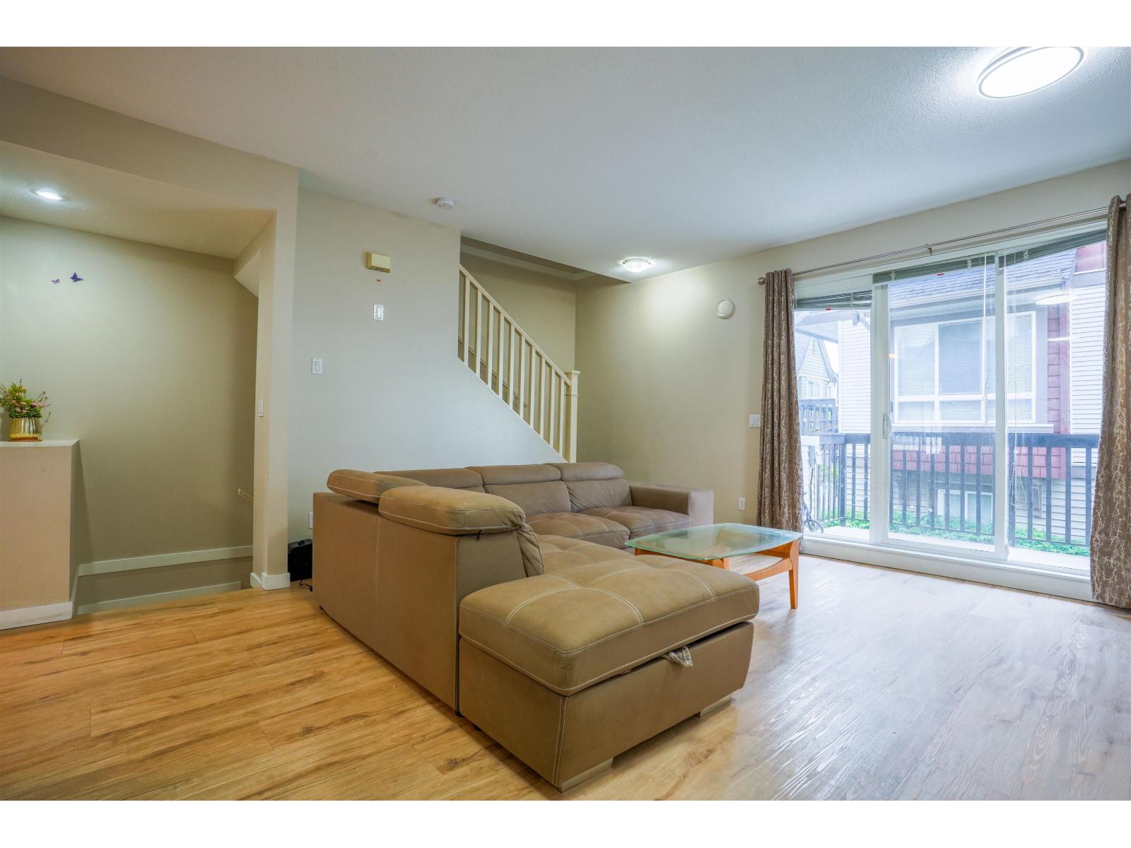 15 7155 189 Street Property Photo 6
