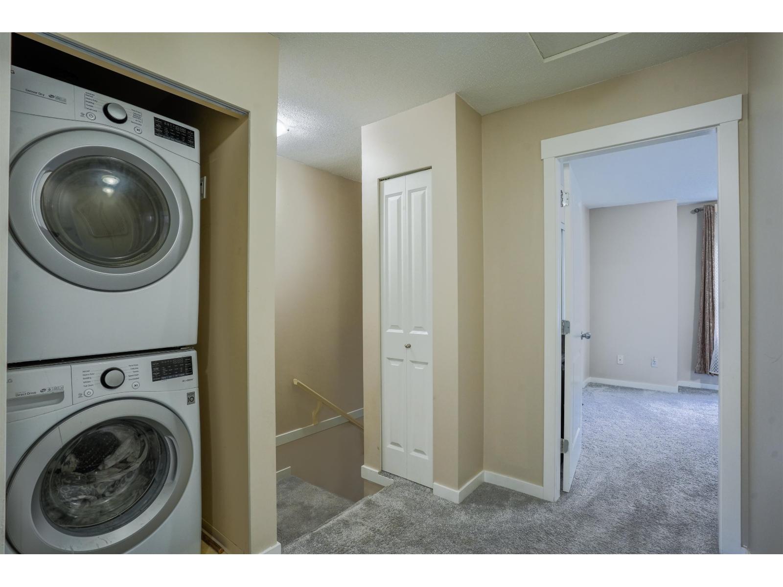 15 7155 189 Street Property Photo 16