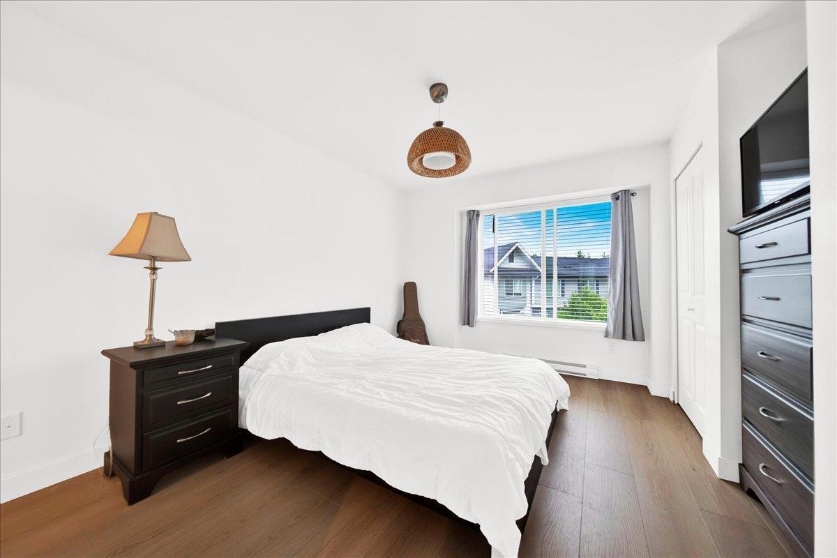 105 15340 Guildford Drive Property Photo 18