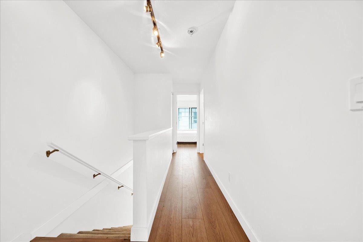 105 15340 Guildford Drive Property Photo 26