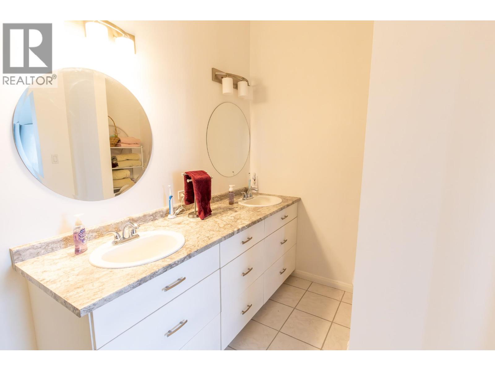 5009 Baldonnel Road Property Photo 20