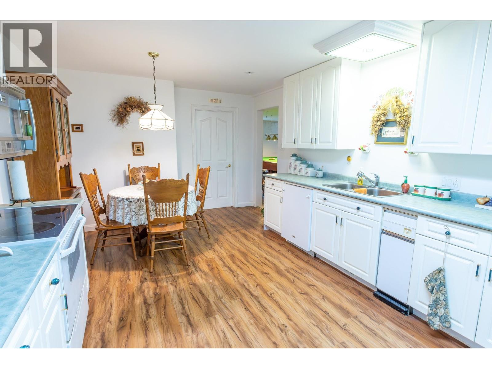 5009 Baldonnel Road Property Photo 30