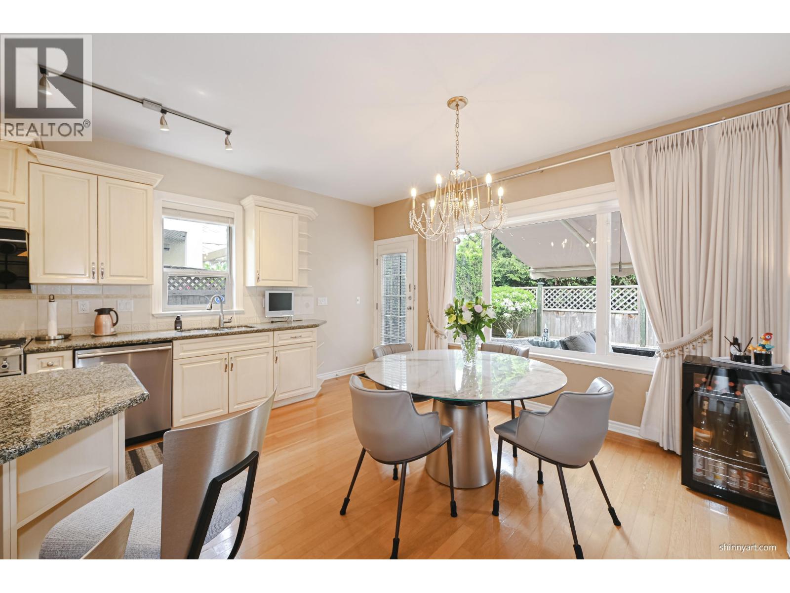 6113 Pearkes Drive Property Photo 13