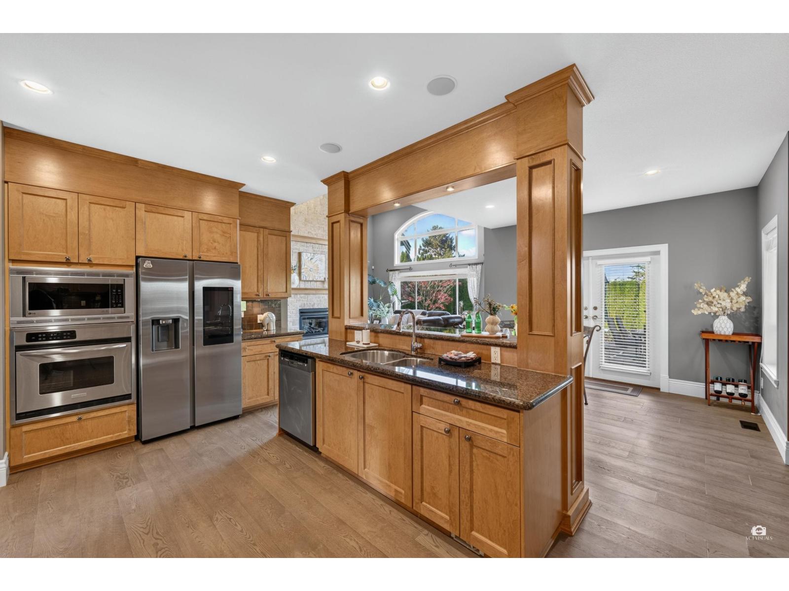 15791 39a Avenue Property Photo 11