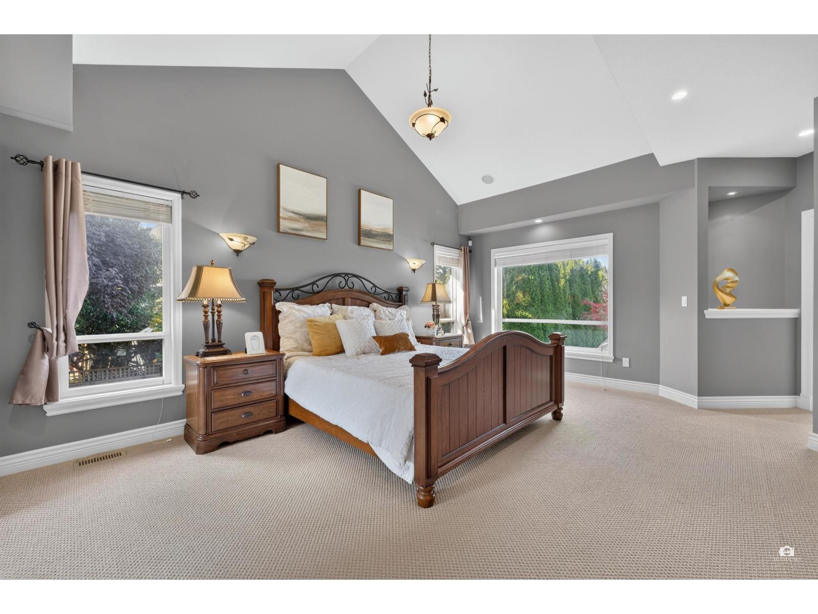 15791 39a Avenue Property Photo 18