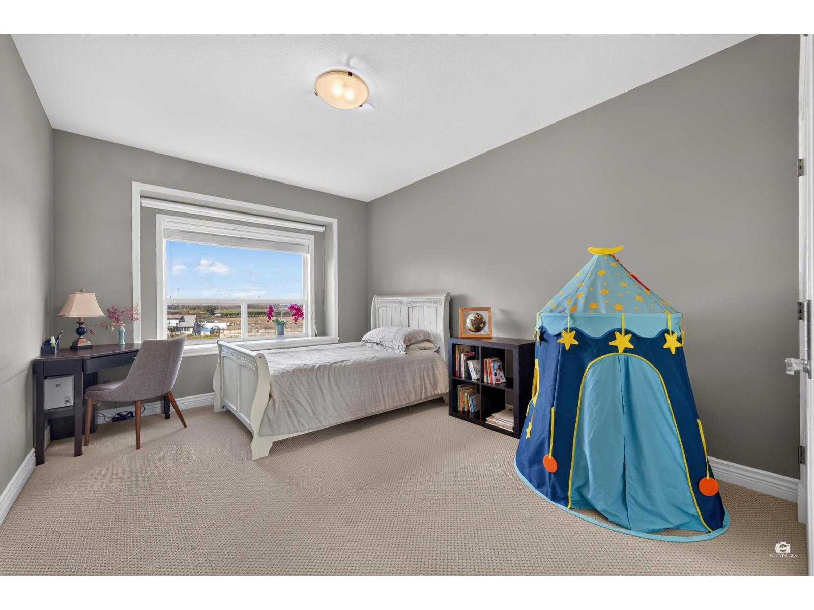 15791 39a Avenue Property Photo 26
