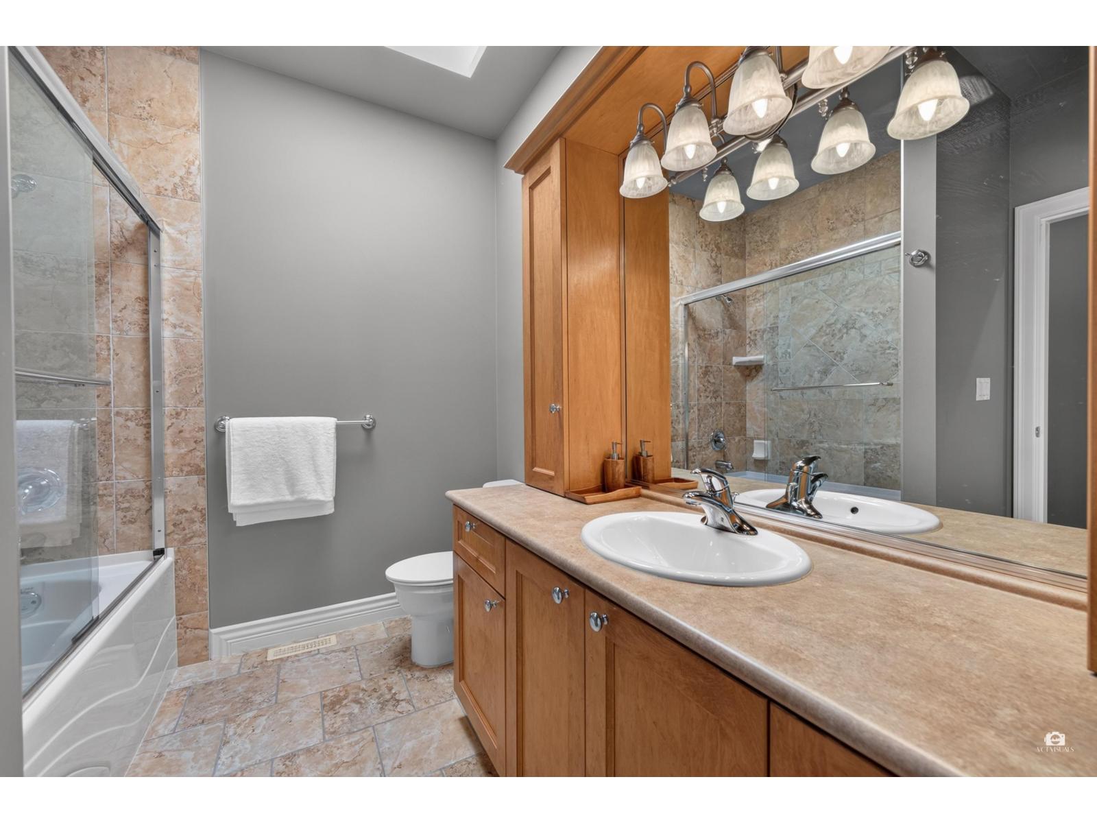 15791 39a Avenue Property Photo 29
