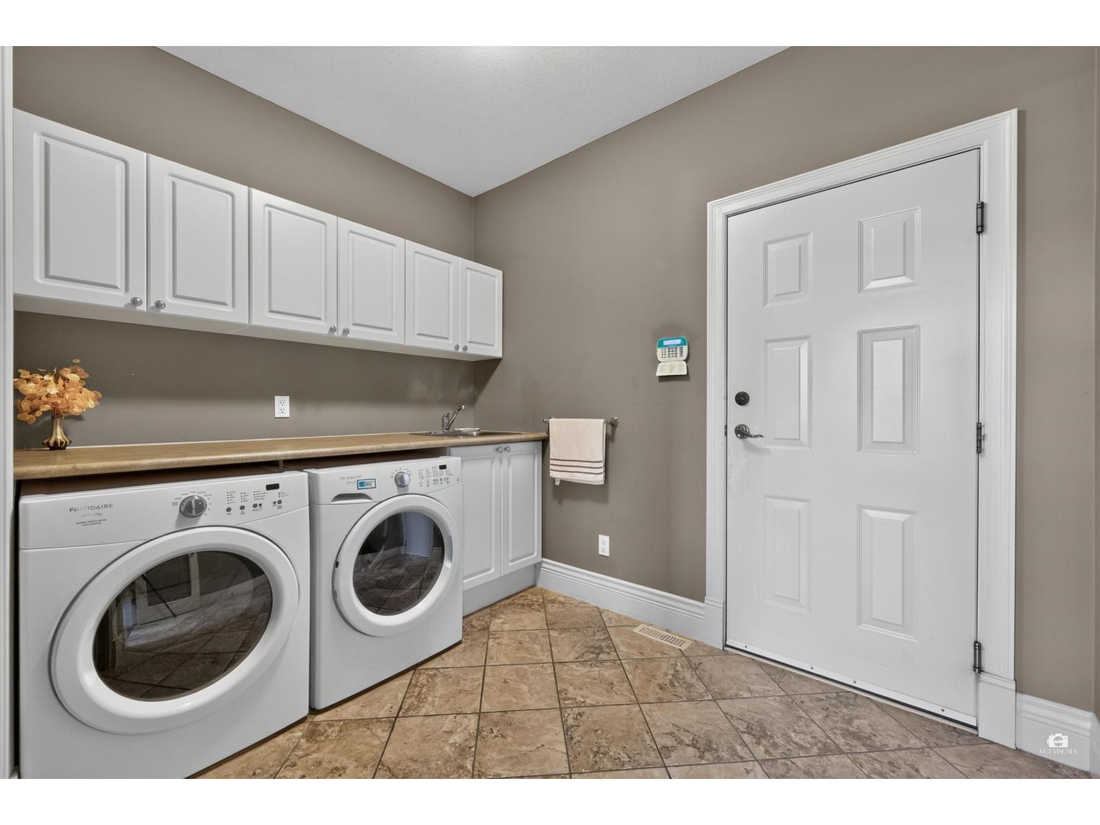 15791 39a Avenue Property Photo 30